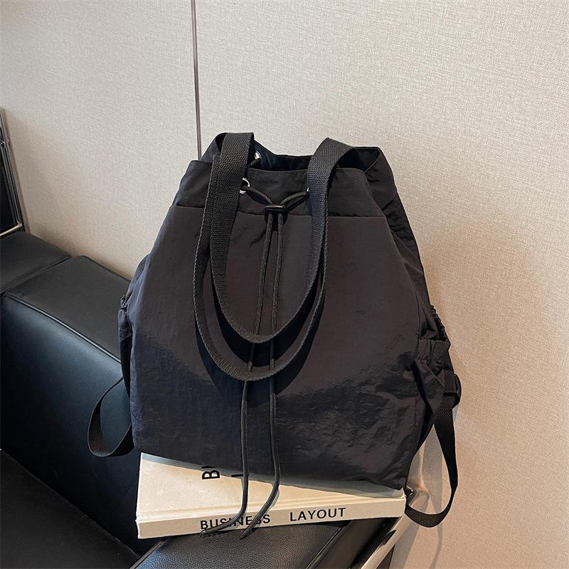 Large-capacity lightweight cloth bag women's new simple casual shoulder bag niche versatile backpack