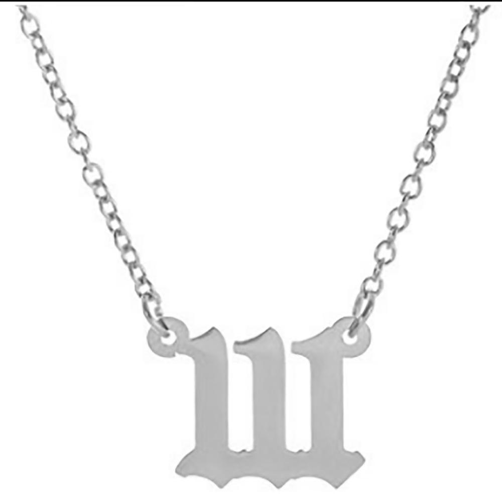 

Цифрове Приголомшливе Сплавне Намисто Персоналізований Шикарний Аксесуар Універсальний Для Повсякденного Носіння Та Особливих Подій Silver Number 111