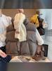 Waterdicht Vest met Opstaande Kraag voor Kinderen - Warm, Verdikt, Wasvrij Katoenen Bovenkleding voor Jongens & Meisjes, Perfect voor Herfst & Winter.