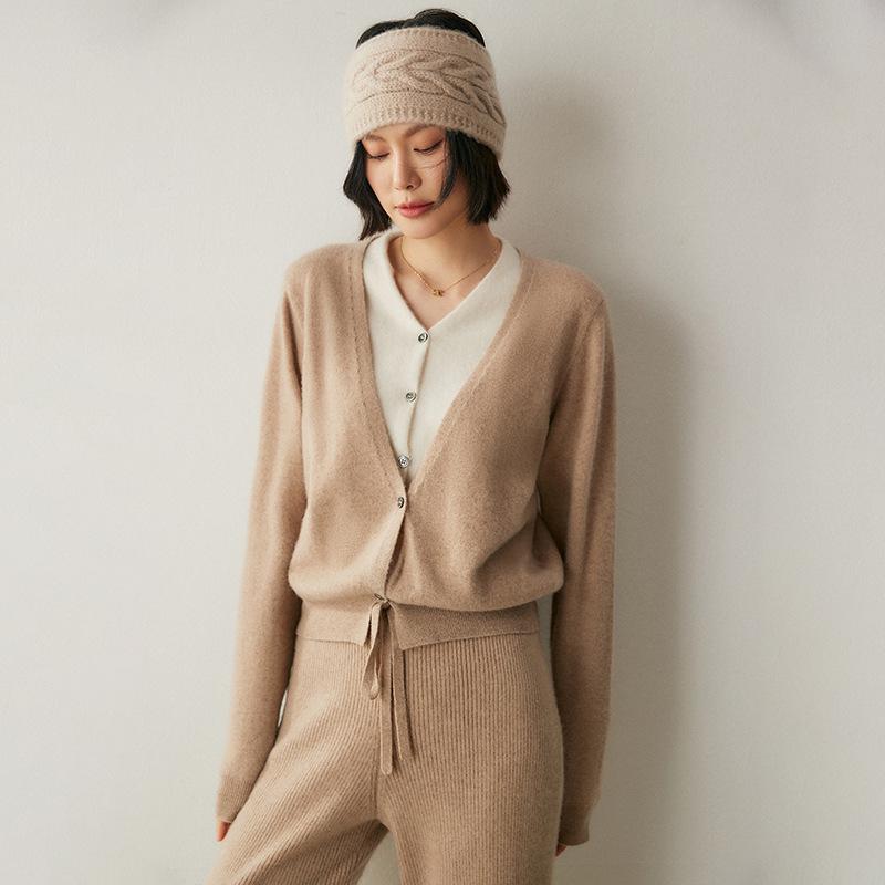 Kaschmir-Cardigan mit V-Ausschnitt: Weicher, im französischen Stil gestrickter, lockerer Damenpullover für Herbst/Winter