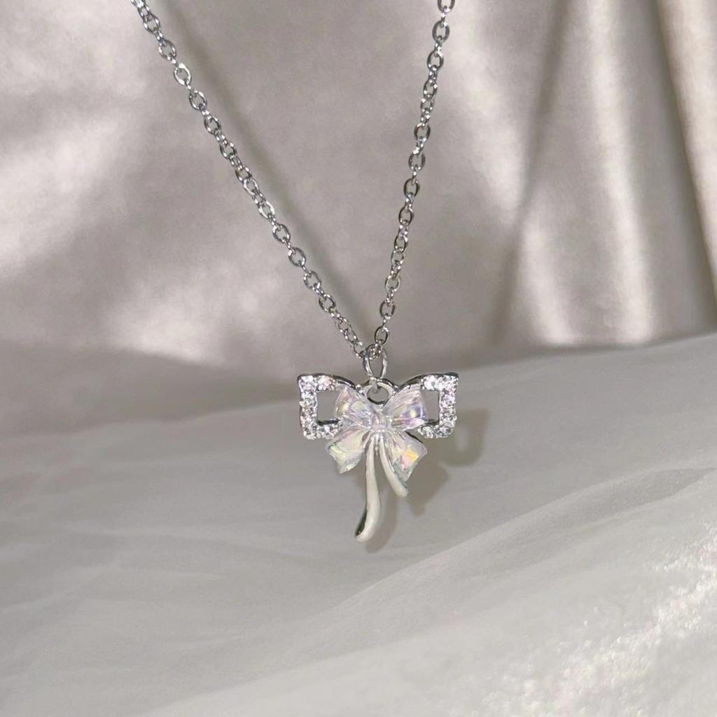 Exquisite Schlüsselbeinkette, elegante Halskette mit Schleifenanhänger für Frauen und Mädchen, Temperament-Halskette, koreanischer Student