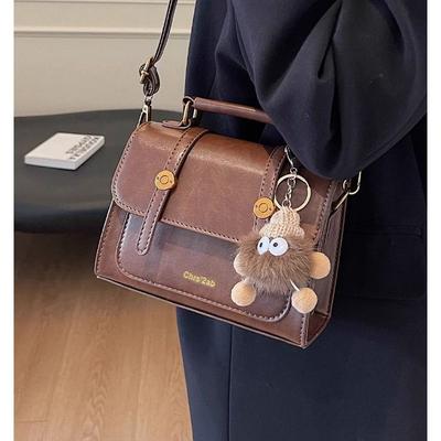 Premium Sense Retro Handbag Bag Women's Winter 2025 Popular Versatile Commuter Shoulder Bag Crossbody Small Square Bag