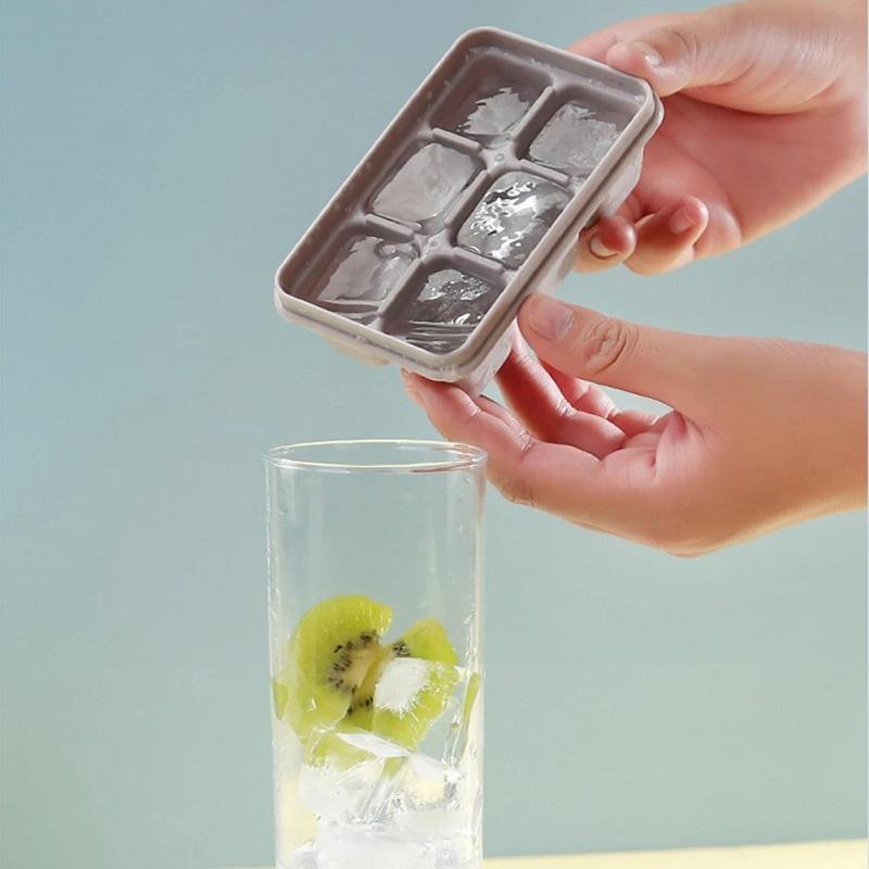 Silicone Ice Cubes Tray with Lid 6 Cubes Jelly Maker Frozen Molds Easy-Release for Whisky Cocktail Cola Baby Food and Drinks