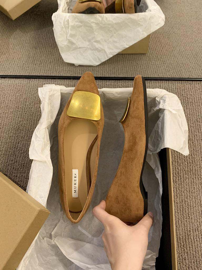 MUKEKe inner height increase pointed retro red wedding shoes women's shoes 2025 spring and autumn temperament with skirt evening single shoes