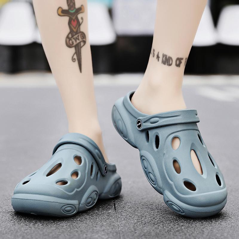 Men's Closed Toe Slippers 2026 Summer New Clogs Shoes Fashion Outdoor Beach Shoes Light Platform EVA Men's Sandals Flip Flops