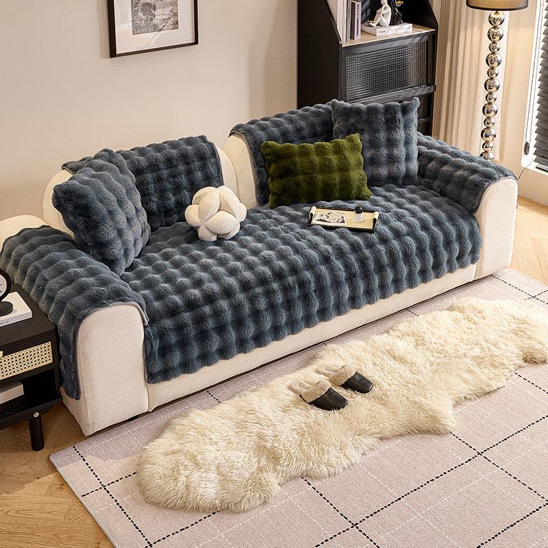 Neuer Herbst- und Winter Hase Plüsch Warm Plüsch Sofakissen Verdicktes Rutschfestes Kissen Leder Sofaüberwurf Überzugstoff