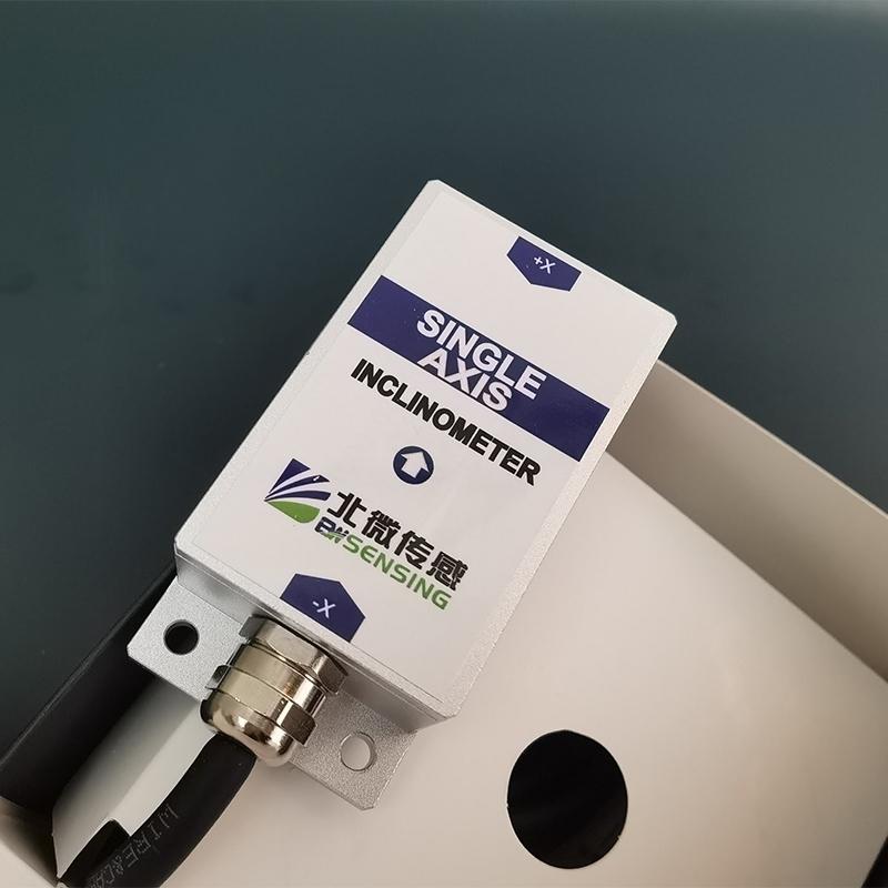 BWK210 BWK218 Tilt Angle Sensor Single Axis Inclinometer with Accuracy 0.2 Degree Resolution 0.02 Degree / 0-5V 0-10V 0-5V BWK210