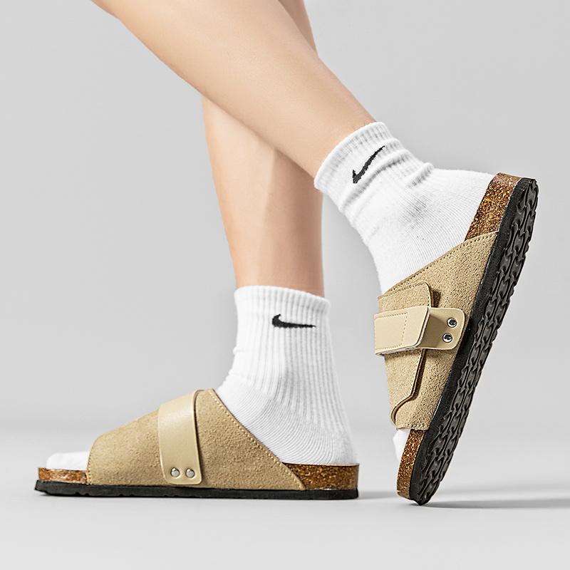 Mode Tofflor Herr Sommar Strandtofflor utomhus mode Sandaler Halkfria strandskor Herr Tofflor Platt Strand Semesterskor herr