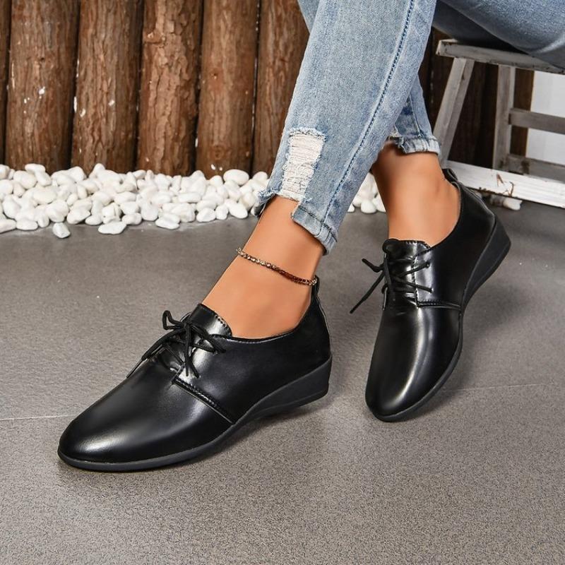Large size single shoes women's spring and summer new casual single shoes pointed lace-up student versatile casual single shoes batch