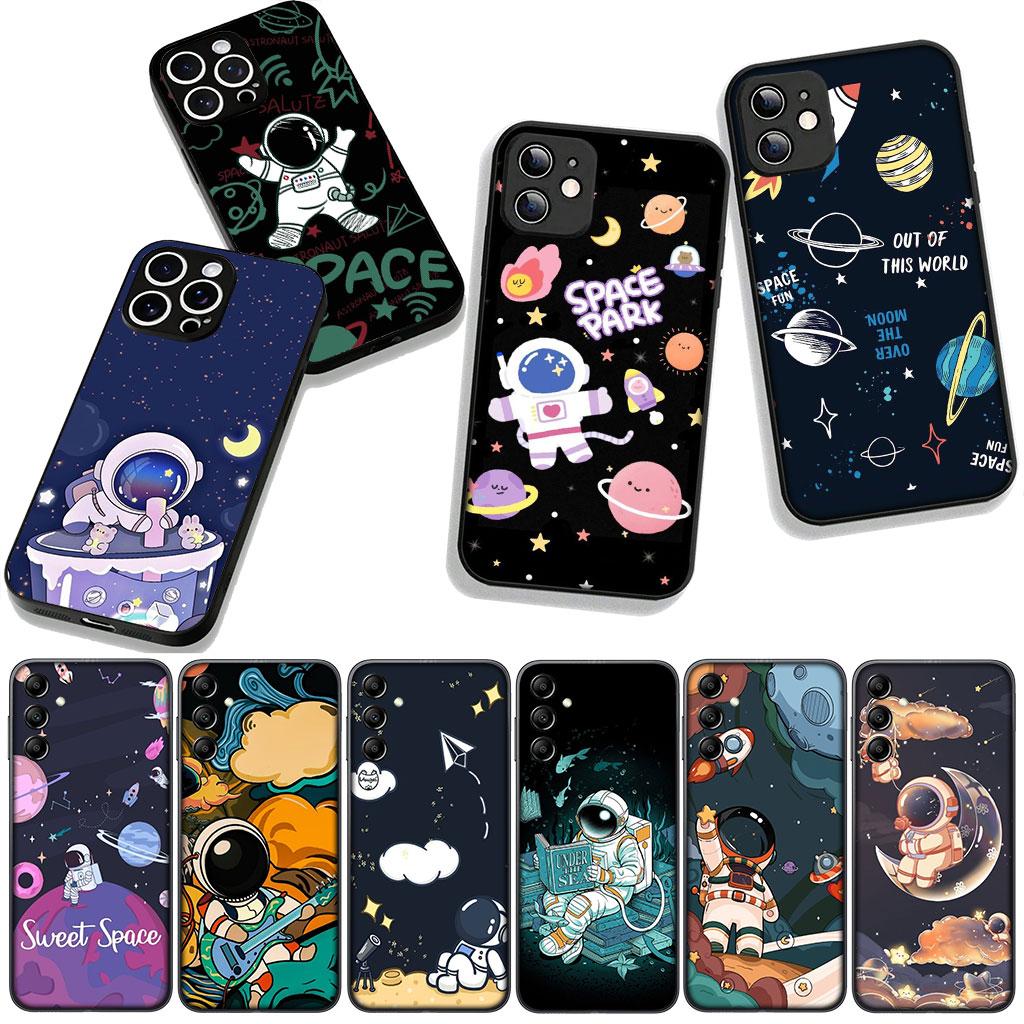Sky Art Astronaut Moon Case for Motorola Moto G04 G13 G14 G22 G23 G20 G32 G34 G35 G64 G82 G84 G53 G60 G72 E14 E15 E13 E22 E20