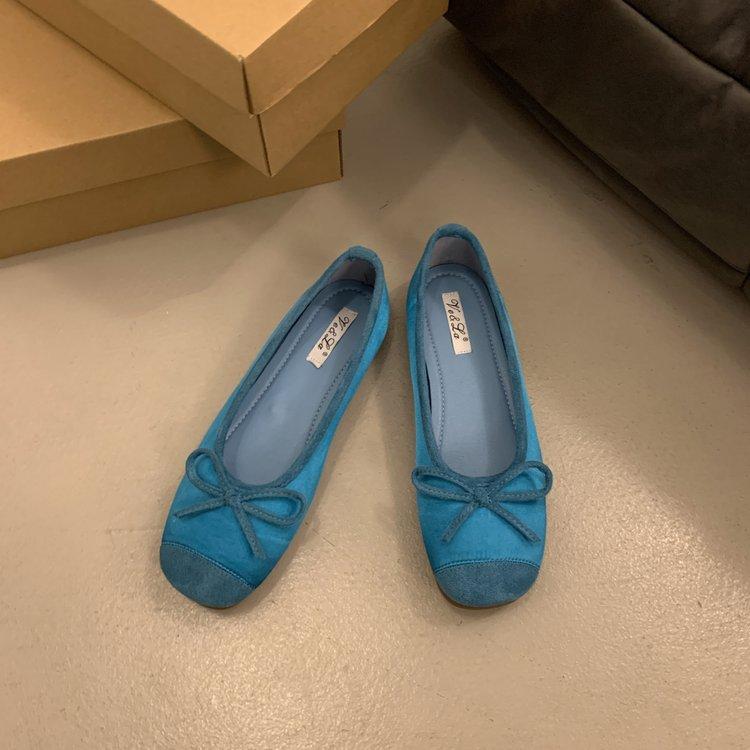 

Gentle flat-soled evening shoes French silver new Chinese single shoes women s shoes new autumn and winter soft-soled blue ballet shoes 35