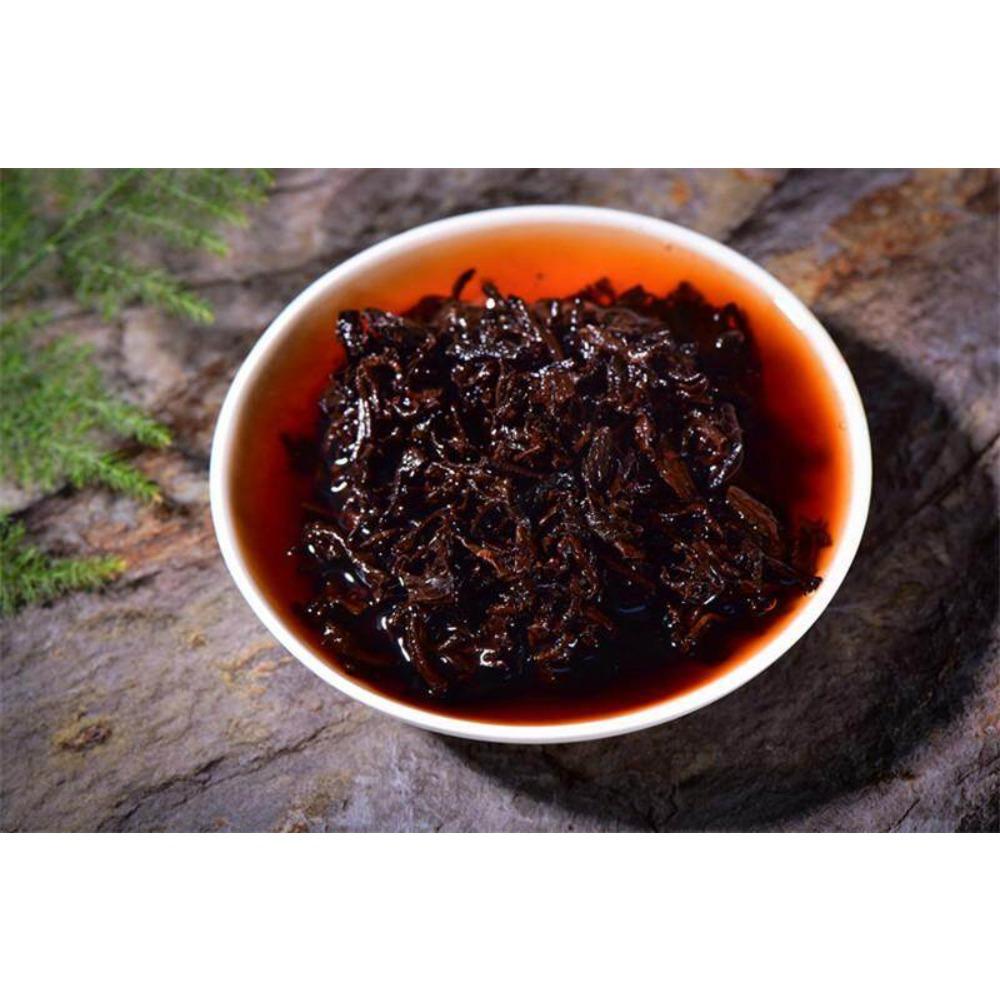 Golden Bud Palace Ripe Pu-erh Tea 357g Yunnan Brown Wild Natural Energy Drink