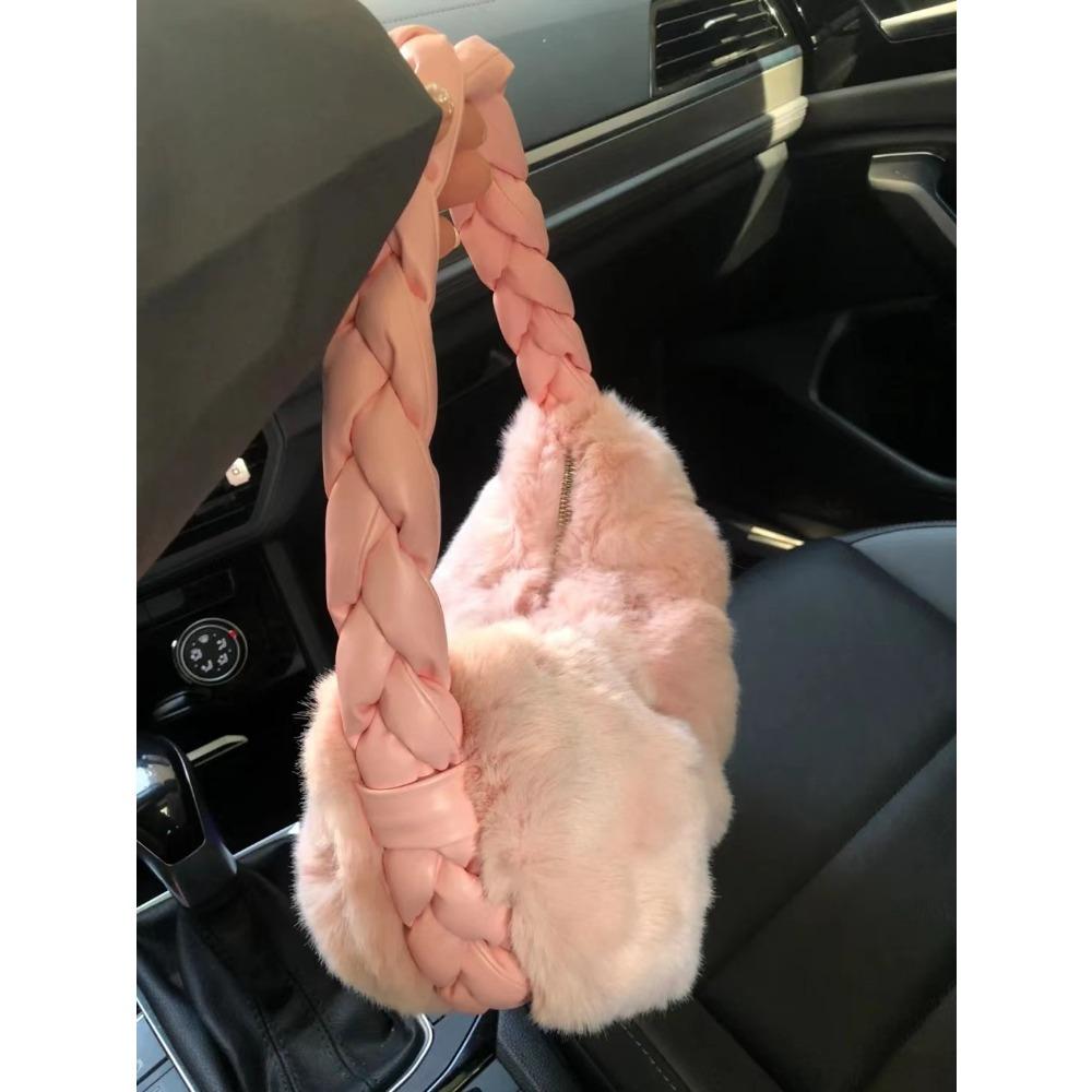 

2022 autumn and winter new hair bag handbag niche small round bag plush cute simple braid armpit bag рожевий