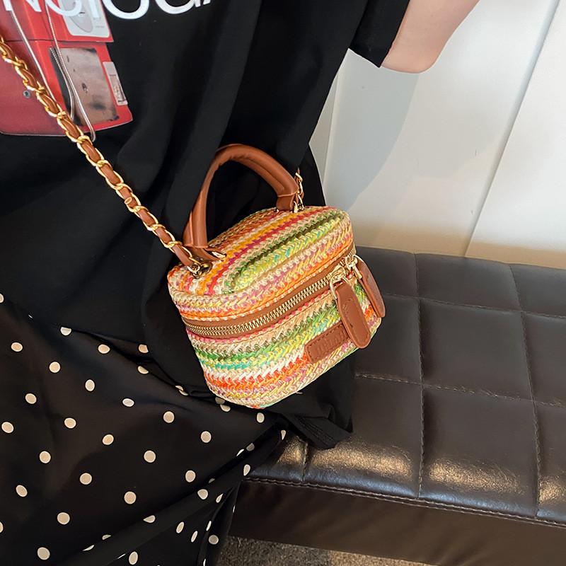 Chic Woven Pu Mini Handbag Stylish Striped Pattern Ultra-light Trendy Purse