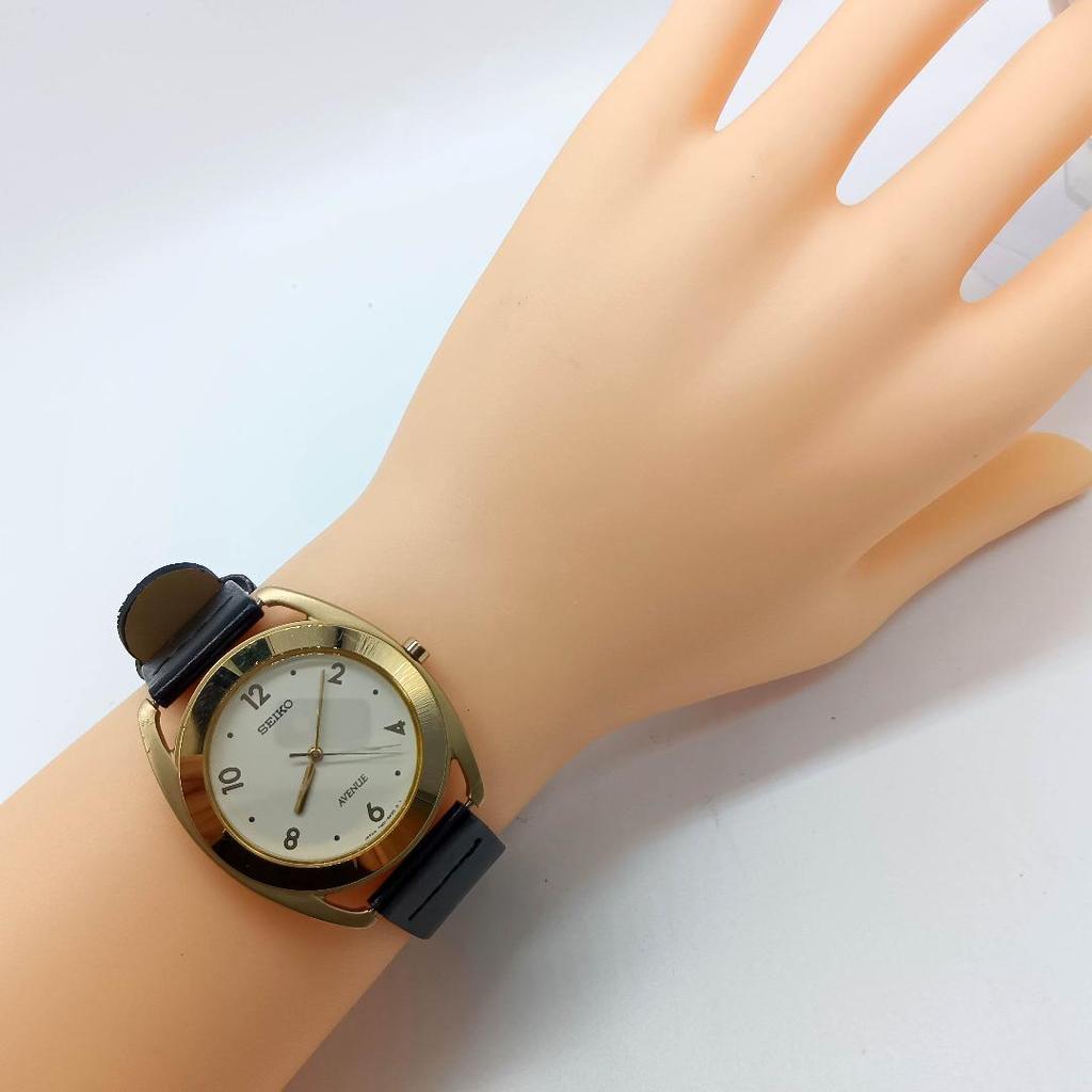 [USED] 491 Free Shipping Battery Replacement SEIKO AVENUE Analog Watch