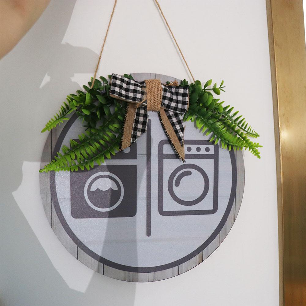 Bow Knot Wooden Toilet Sign Round Wall Hanging Signs Creative Bathroom Sign  Shower Room