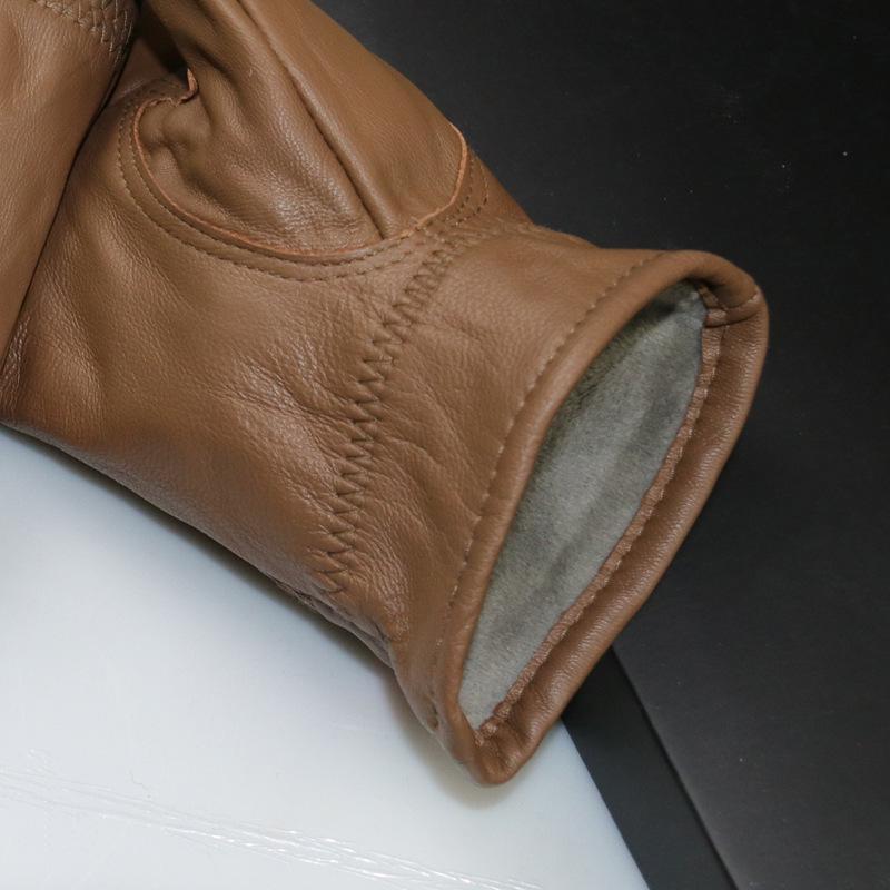 Men's Sheepskin Leather Winter Driving Gloves: Warm, Plush, and Durable for Motorcycle Riding.