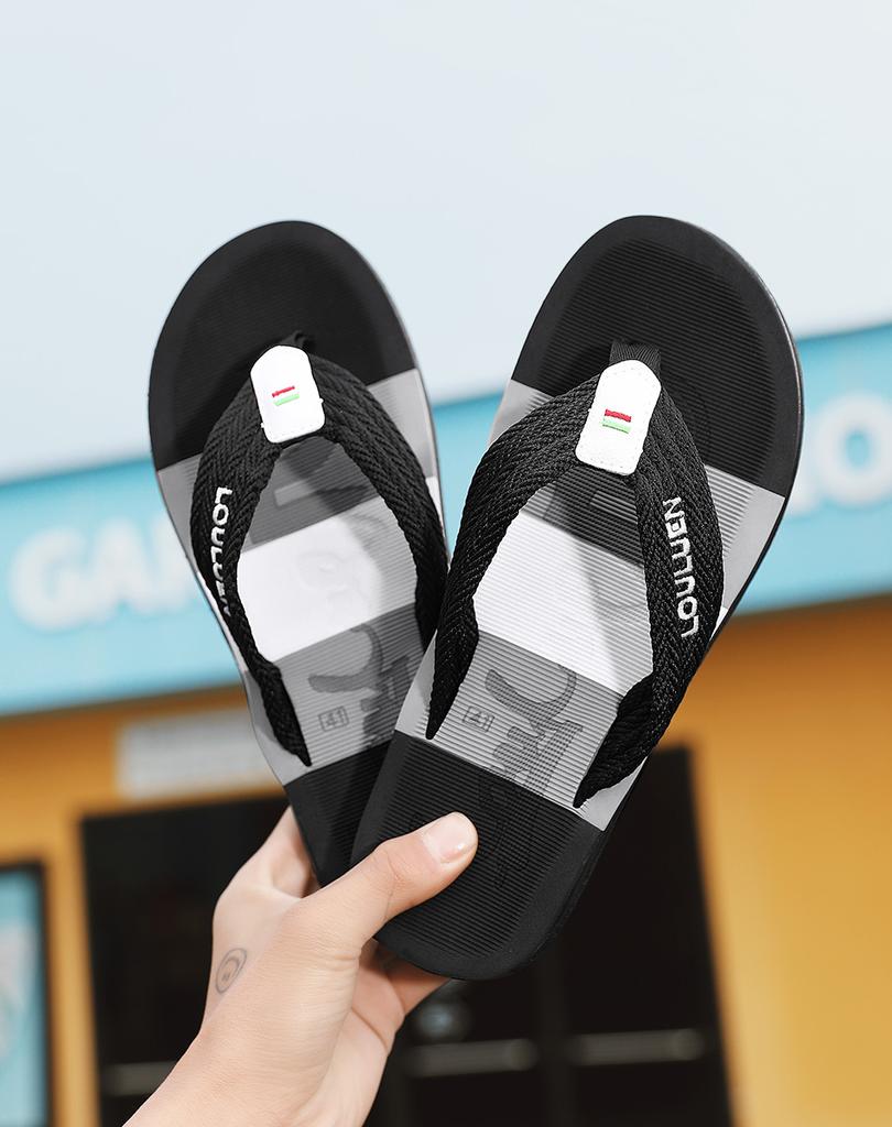 Fashion 2024 Men Fashion Breathable Casual Men Slippers Summer Outdoor High Quality Brand Hot Sale Flip Flops Men Summer Beach Slippers