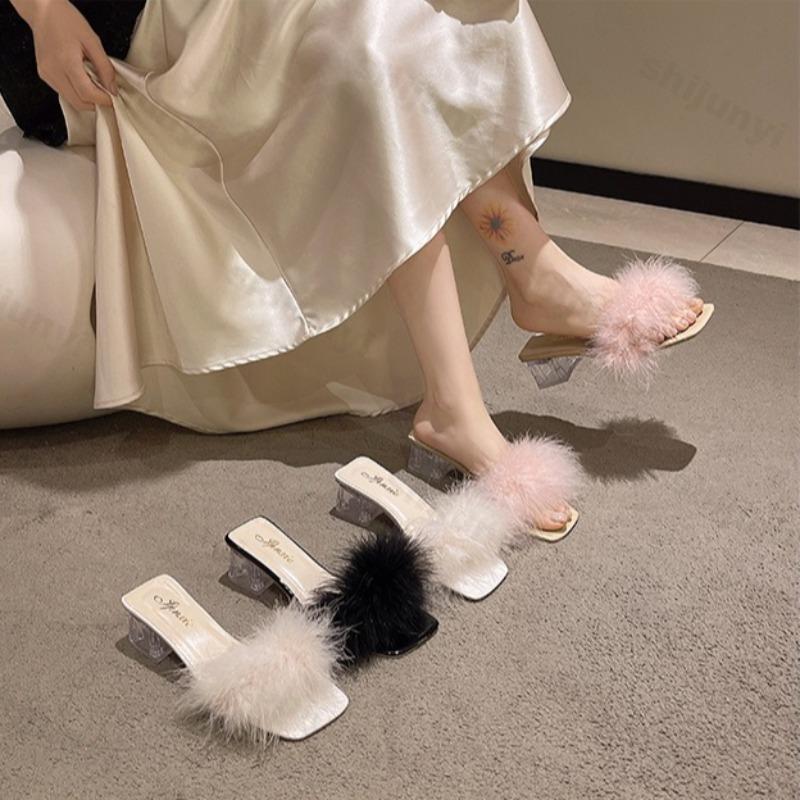 Fashion Women's Fashion Hairy Design Square Head Casual Slippers Summer 2025 New Comfortable Open Toes Breathable Elegant Beach Sandals