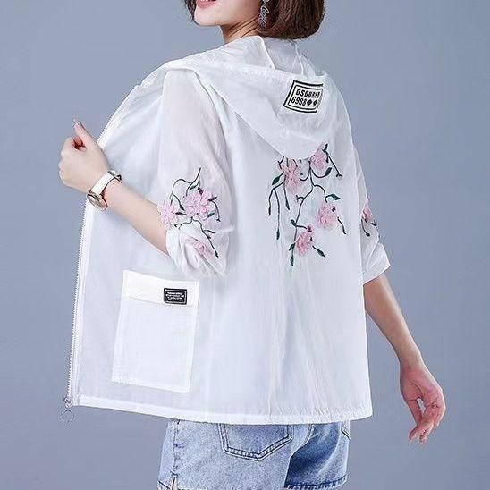 Sunscreen Clothes for Women Summer Versatile Breathable Loose Thin Long Sleeved UV Resistant Short Sunscreen Clothing