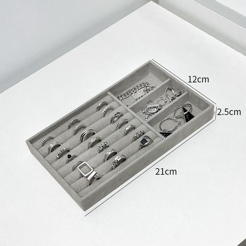 Portable Soft Velvet Jewelry Ring Jewelry Display Organizer Box Fashion Earring Jewelry Storage Case Showcase Box