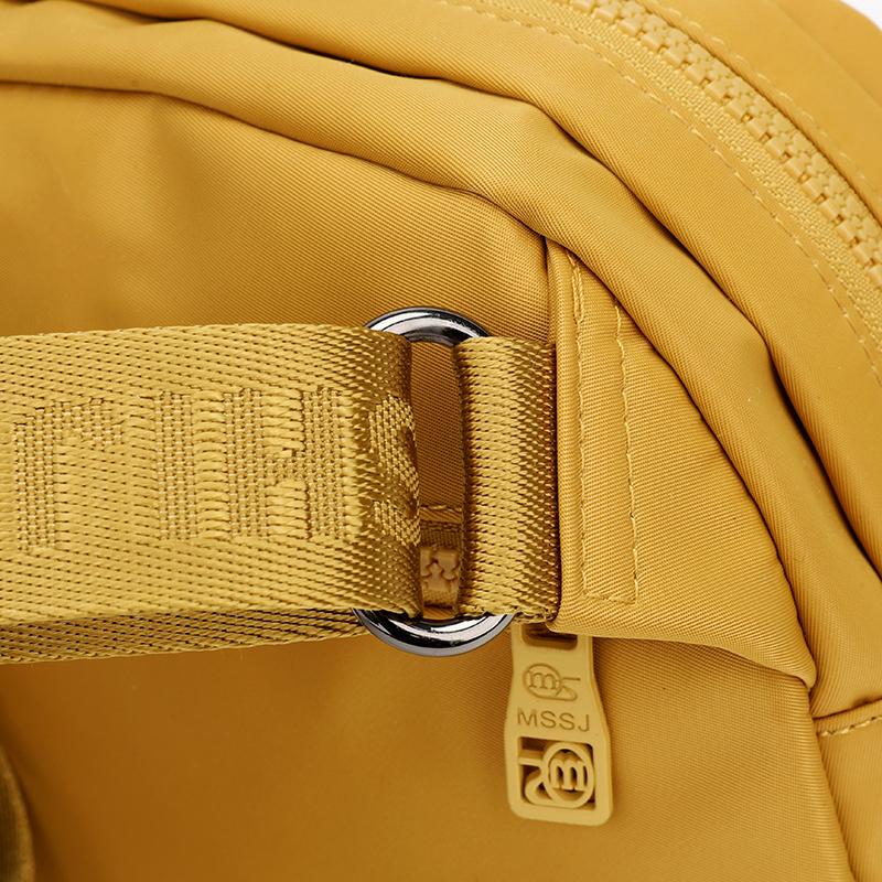 Stylish Crossbody Bag for Women with Adjustable Strap and Multiple Compartments for Daily Use and Travel