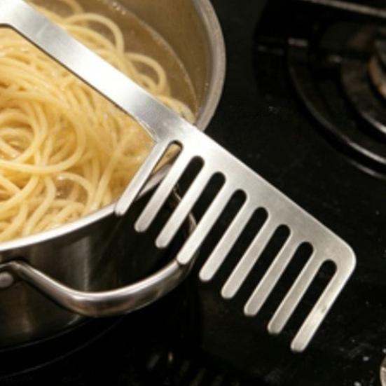 Stainless Steel Spaghetti Comb Ergonomic Pasta Server Creative Pasta Portioning Tool for Separated Noodles Heat-Resistant Essential Gadget
