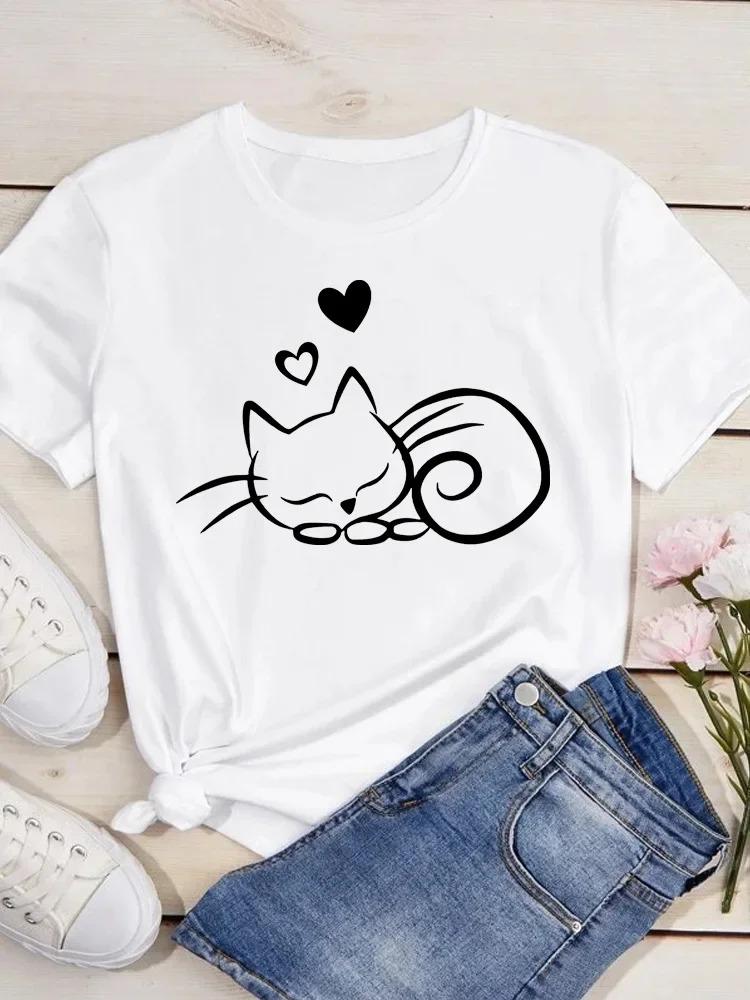 New Cute Love Heart Cat Print Women T-Shirt Casual Short Sleeve Top Summer Women's Clothing Cartoon Streetwear Y2k Clothes