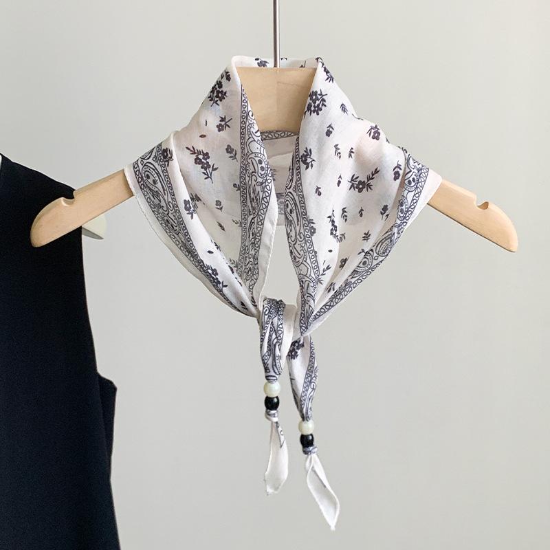 Hong Kong style retro versatile silk scarf fashion triangle scarf high sense elegant temperament accessories thin neck headscarf multi-purpose