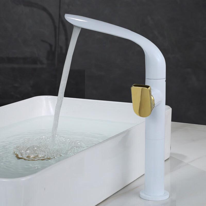 TLXT Rotatable Countertop Basin Faucet