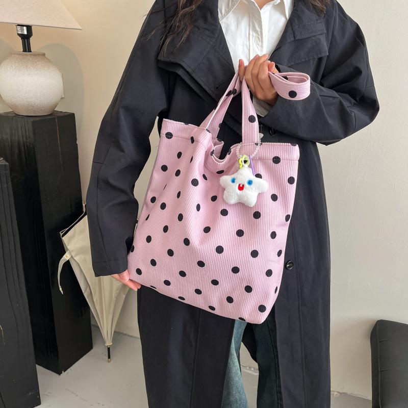 Small Fresh Literary and Leisure Love Foreign Style Shoulder 2025 Large Capacity Handbag Tote Bag Student Armpit Bag