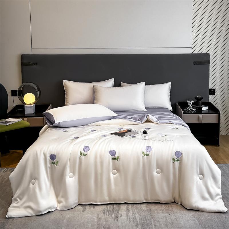 Cool Summer Ice Silk Summer Quilt Single Piece Flower Summer Cool Quilt Single Dormitory Air Conditioner Machine Washable