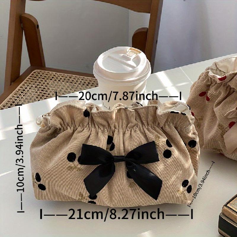 

[Косметичка с вишневым принтом] Косметичка из вельвета с вишневым узором большой вместимости 1 шт. для женщин | Дорожная косметичка из полиэстера с деталью в виде банта чёрный