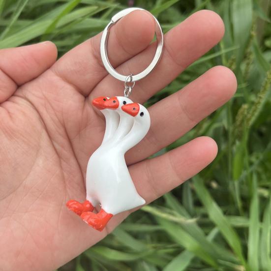 Three-Headed White Goose Keychain Pendant Necklace Earrings Three-Dimensional Relief Resin Hand-Painted Lightweight Necklace Jewelry Gift Accessories