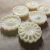 Real Shot 7pcs/set Flower Shaped Mooncake Mold 50g Cake Mold Hand Pressure Fondant Moon Cake Decorating Tools Cookie Cutter Baking Tool