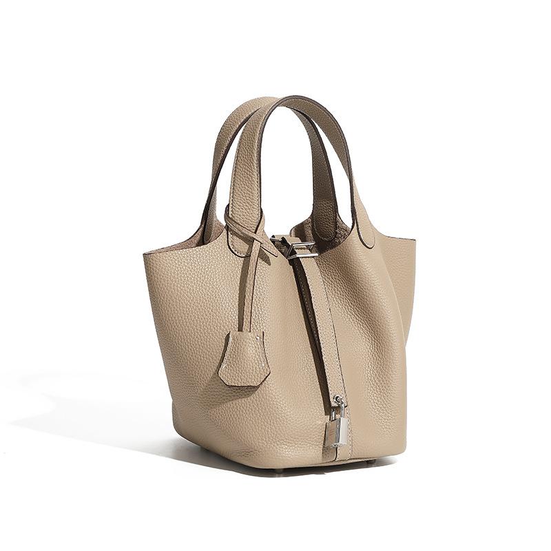 Bags New bucket bags Vegetable baskets Women's bags Leather handbags Bridal wedding bags Premium sense