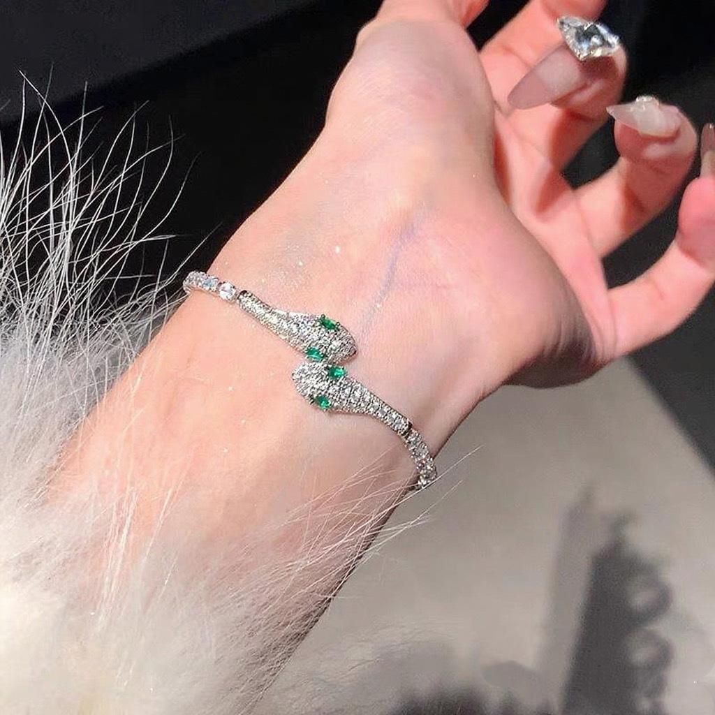 

Роскошный браслет с микропаве из бриллиантов, женская модная титановая сталь, не выцветает, универсальное ювелирное изделие-браслет.