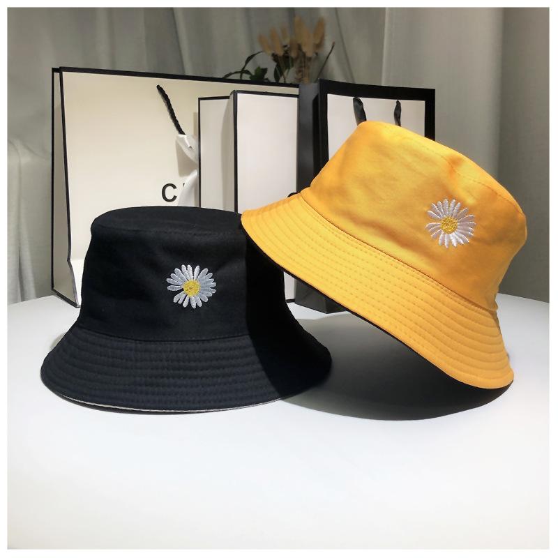 Hat Female Spring And Autumn Tide Embroidery Bucket Hat Spring And Autumn Sun Protection Literature And Art Double-Sided Sunshade Travel Student Hat M(56-58cm)