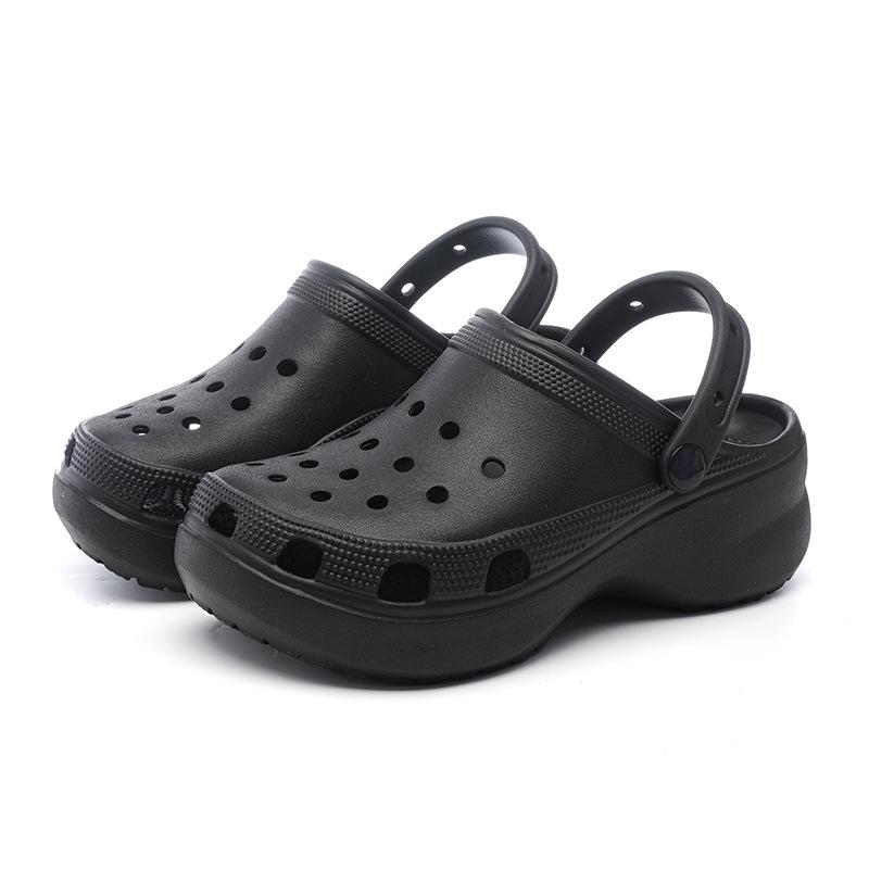 Naiste platvormiga Coros kingad, moekad uued suvised vabaõhusandaalid, pealepandavad