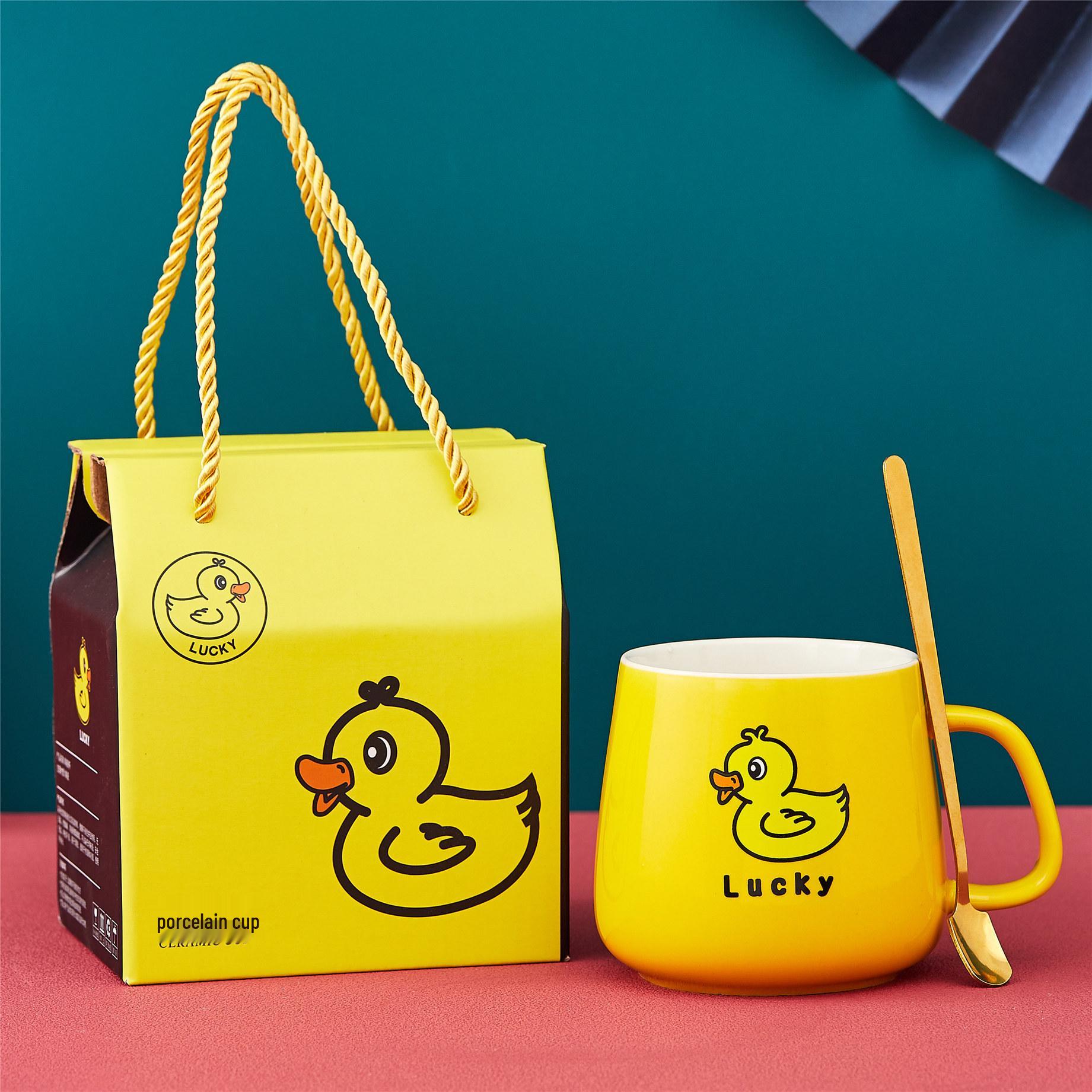 Ceramic Coffee Mug with Lid - Practical Gift Set with High-Value Souvenir Cup 301-400ml