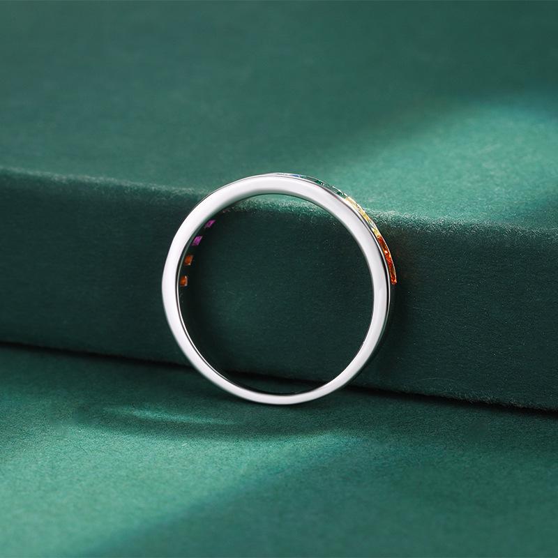 Stunning Zircon Sterling Silver Women's Ring - Perfect Gift for Bestie