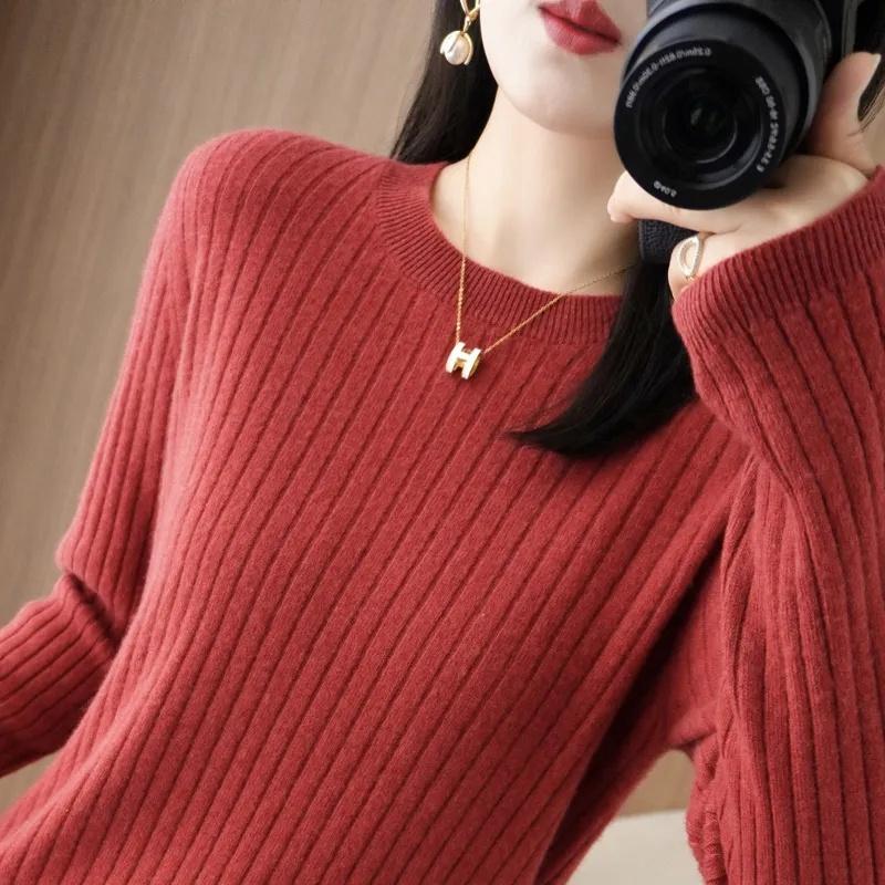 

Женские свитера 2025 Осень Зима Пуловеры с длинным рукавом О-образный вырез Полоска Теплый пуловер Корейская мода Базовые рубашки Свободный джемпер S кармин