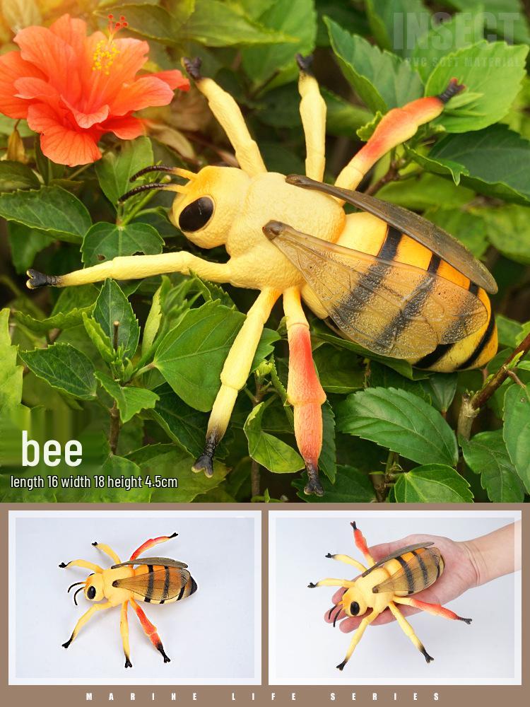 Large Insect and Reptile Toy Models: Scorpion & Spider Simulation