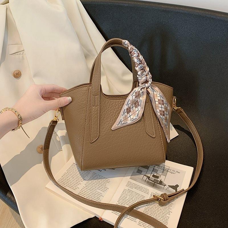 Stylish High-quality Women s Crossbody Bag In Versatile Colors For Everyday Use Coffee