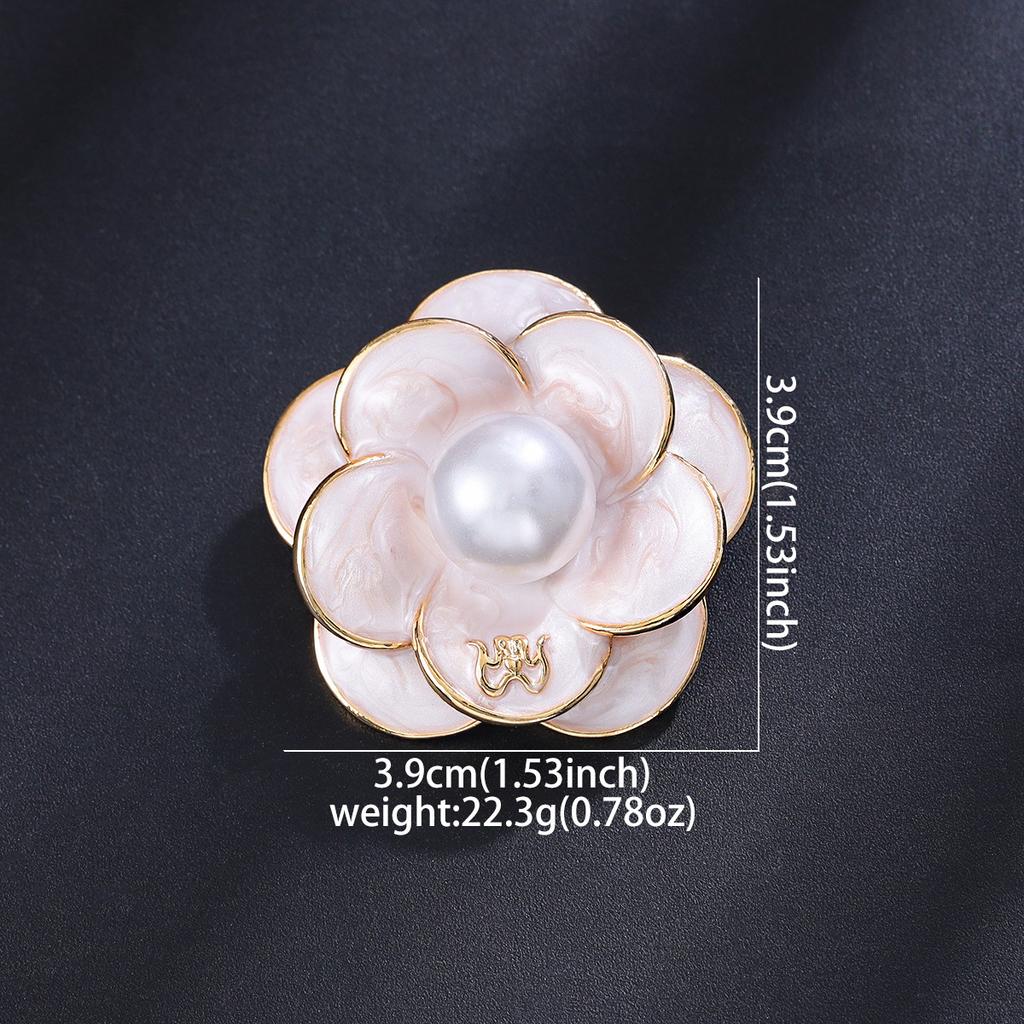 High-end Fashion Hollow Camellia Brooch Niche Design Light Luxury Versatile Blazer Pin with Accessories
