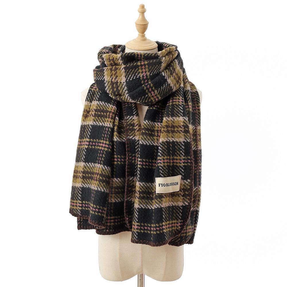 

Новый ретро рождественский красный клетчатый шарф с имитацией кашемира с обработанным краем женский зимний теплый модный универсальный парный шарф тренд чёрный