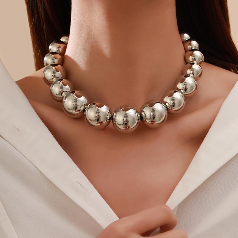 Exaggerated Punk Choker: Large Beaded Geometric Necklace for Women