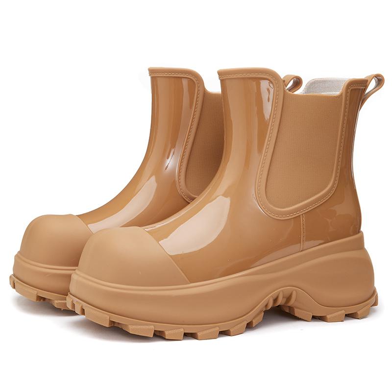 China Professional Manufacture Thick Soled Rain Shoes Durable Rain Shoe Design