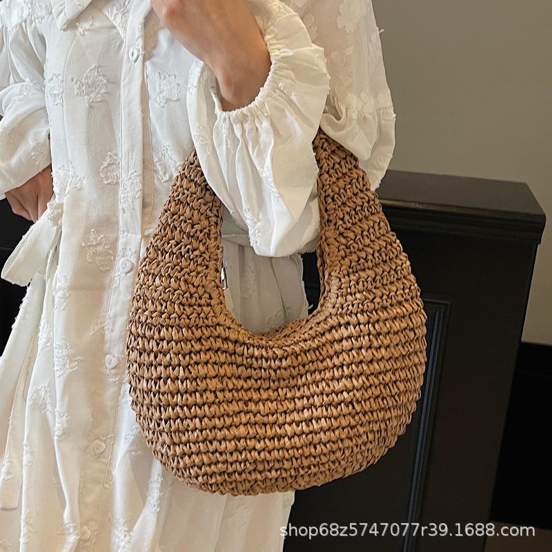 Straw Bag Women's 2025 New Summer Seaside Vacation Beach Bag Shoulder Bag Mori Handwoven Bag Large Capacity