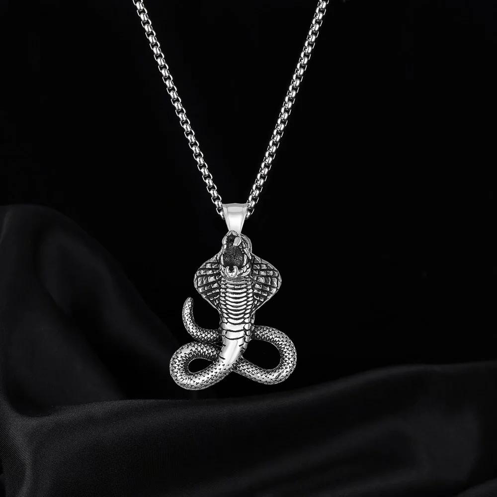 Medusa Snake King Pendant Men's Titanium Steel Pendant Trendy Women's Necklace Powerful Punk Pendant